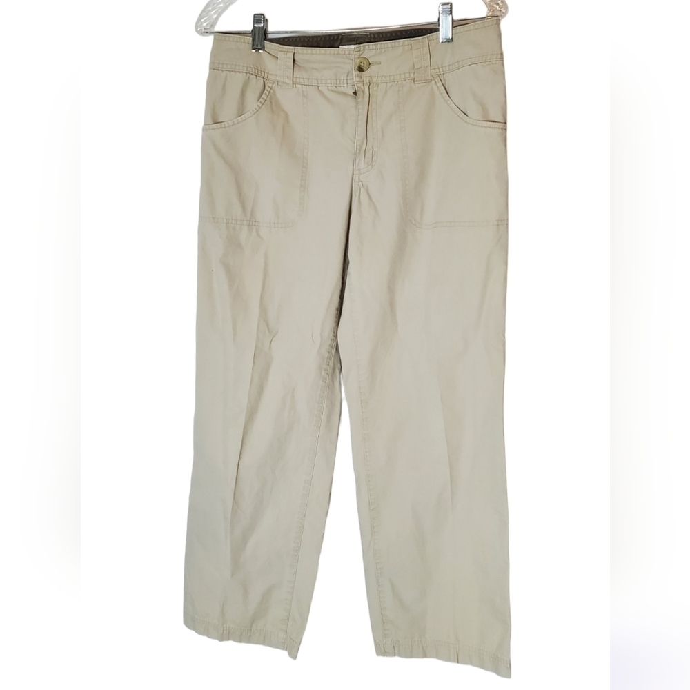 Columbia Cropped Khaki Outdoor Pant in Size 8 GUC 100% Cotton - Picture 1 of 4